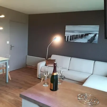 Cosy Vue Avec Acces Direct A La Sejour De 2 Nuits Minimum 公寓