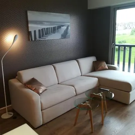 Cosy Vue Avec Acces Direct A La Sejour De 2 Nuits Minimum