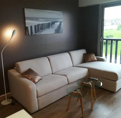 Cosy Vue Avec Acces Direct A La Sejour De 2 Nuits Minimum